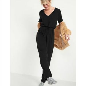 Old Navy Cozy Plush-Knit Tie-Waist Jumpsuit